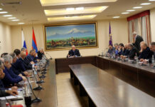 Встреча Президента Армена Саркисяна с группой представителей российской армянской общины (видео)
